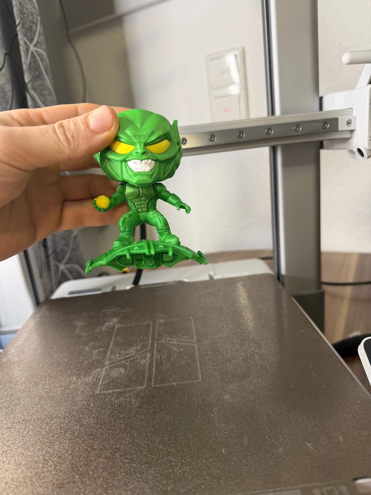 DUENDE VERDE FUNKO - P/COLORIR