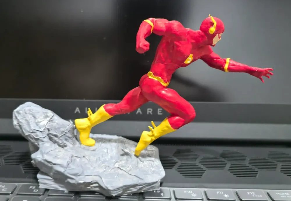 Flash – Boneco Colecionável 3D P/Colorir com Base