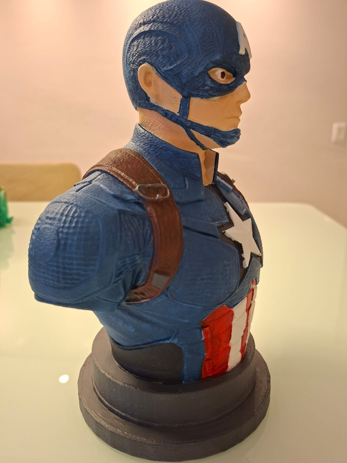 Busto Capitão América 3D 24 cm – Pintado à Mão