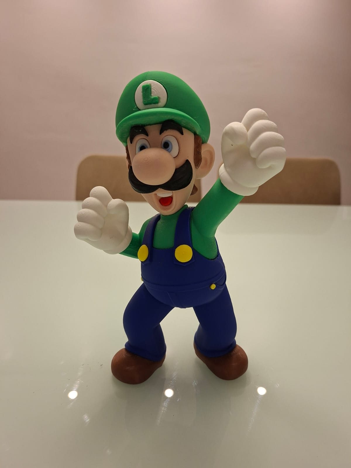 Luigi 3D Colorido 23cm Boneco Colecionável
