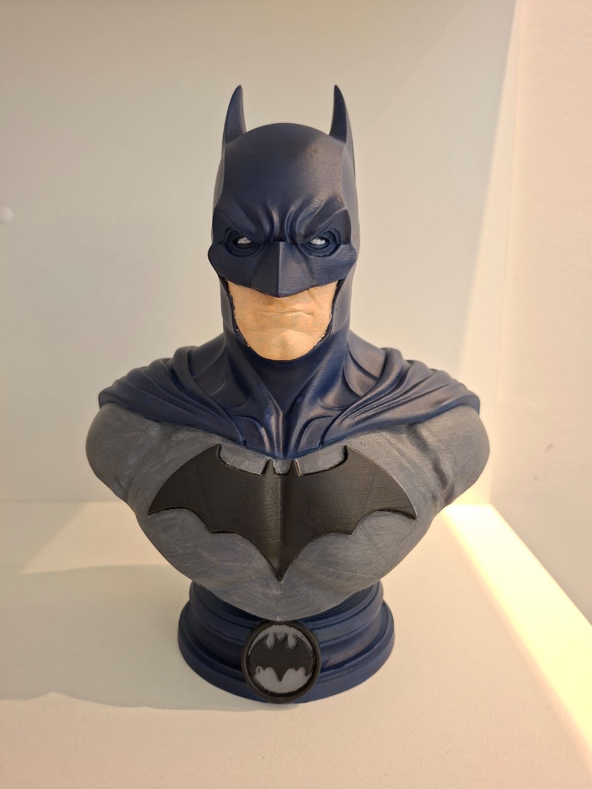 Busto Batman 3D 25 cm – Pintado à Mão
