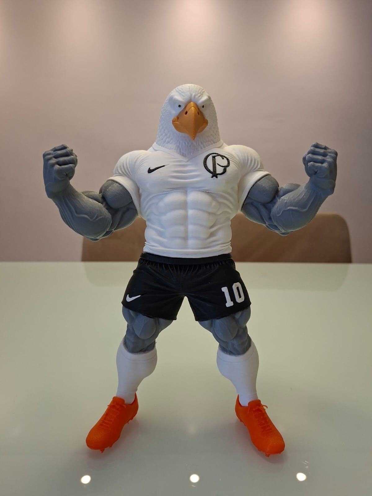 Gavião Mascote do Corinthians 3D Colorido – 23 cm