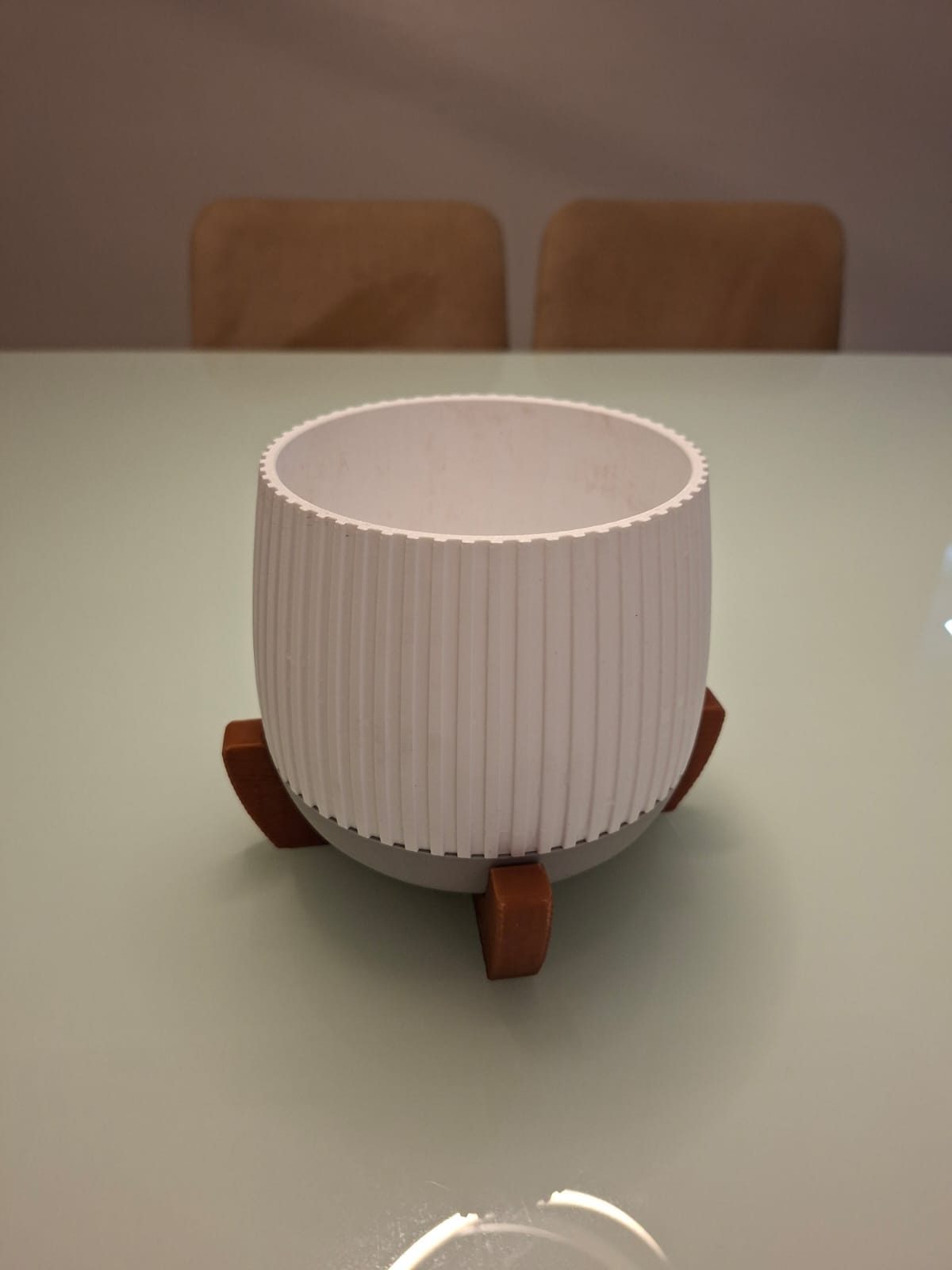 Vaso Cachepot com Nervuras e Reservatório 15 X16