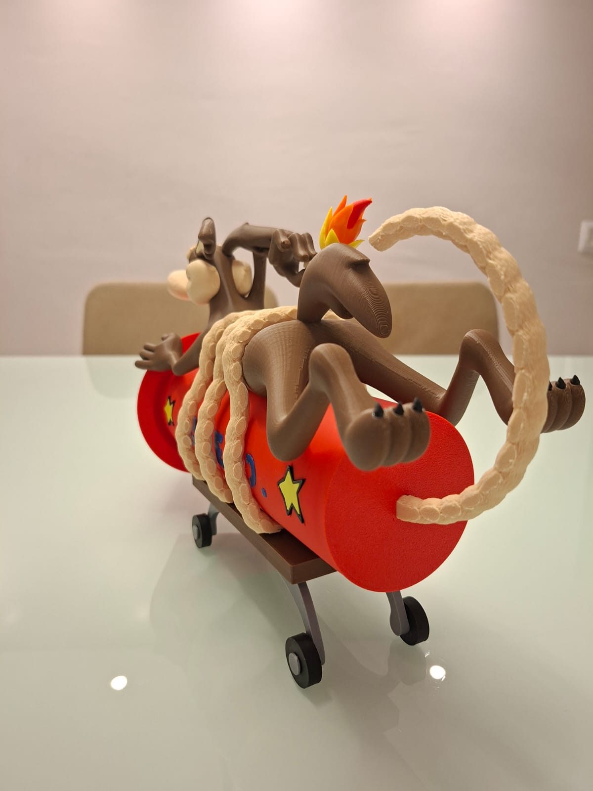 Coyote no Foguete ACME 3D – Colecionável Colorido 37 cm